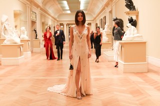 Selena Gomez feet photo thumbnail