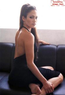 Jennifer Lopez feet photo thumbnail