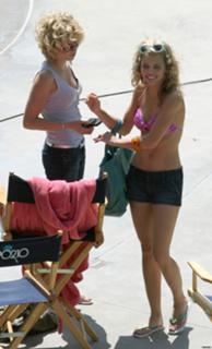 AnnaLynne McCord feet photo thumbnail