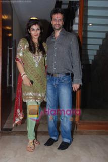 Raveena Tandon feet photo thumbnail