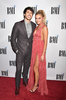 Kelsea Ballerini feet photo thumbnail