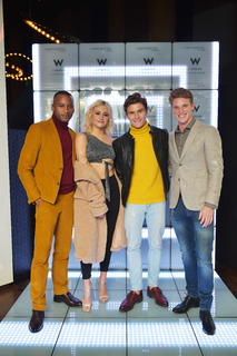 Pixie Lott feet photo thumbnail