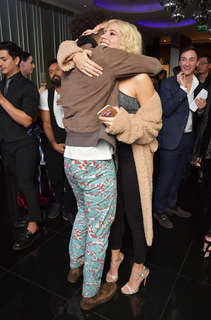 Pixie Lott feet photo thumbnail