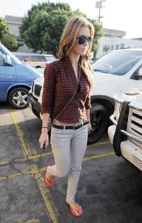 Audrina Patridge feet photo thumbnail