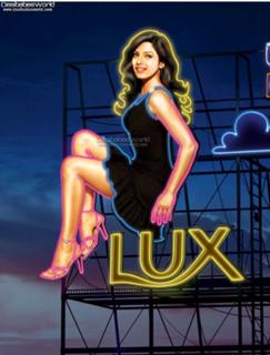 Priyanka Chopra Jonas feet photo thumbnail