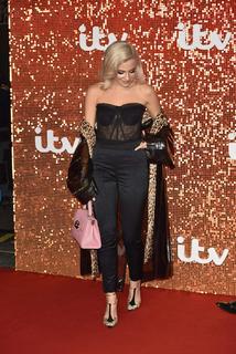 Pixie Lott feet photo thumbnail
