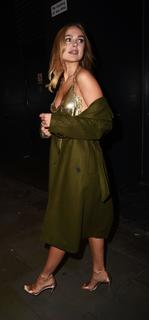 Kimberley Garner feet photo thumbnail