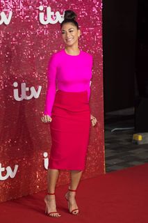 Nicole Scherzinger feet photo thumbnail