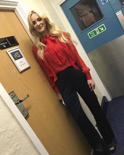 Fearne Cotton feet photo thumbnail