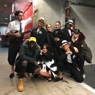Camila Cabello feet photo thumbnail