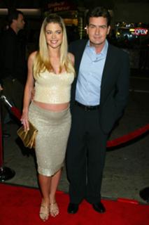 Denise Richards feet photo thumbnail