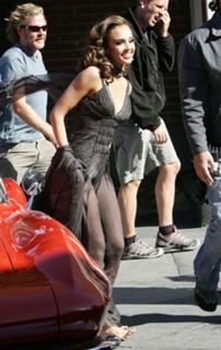 Jessica Alba feet photo thumbnail