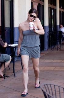 Ashley Greene feet photo thumbnail