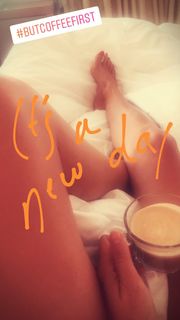 Nova Meierhenrich feet photo thumbnail