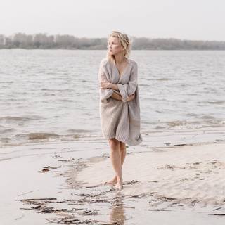 Nova Meierhenrich feet photo thumbnail