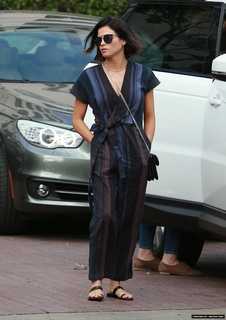 Jenna Dewan feet photo thumbnail