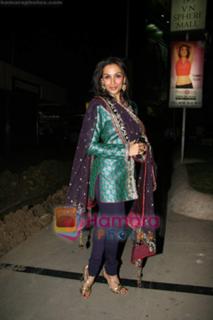 Malaika Arora feet photo thumbnail