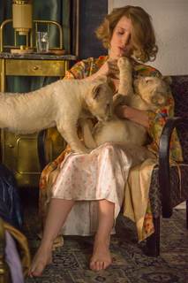 Jessica Chastain feet photo thumbnail