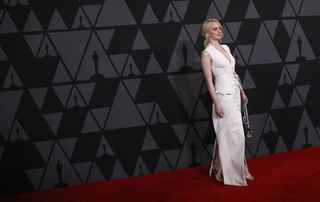 Emma Stone feet photo thumbnail