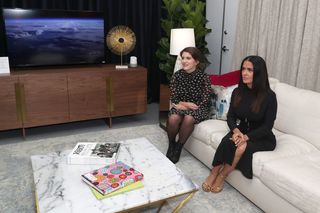 Salma Hayek feet photo thumbnail