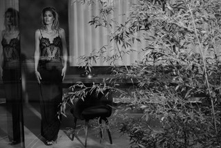 Doutzen Kroes feet photo thumbnail