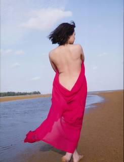 Ai Shinozaki feet photo thumbnail