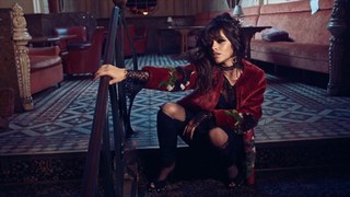 Camila Cabello feet photo thumbnail