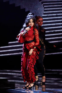 Camila Cabello feet photo thumbnail