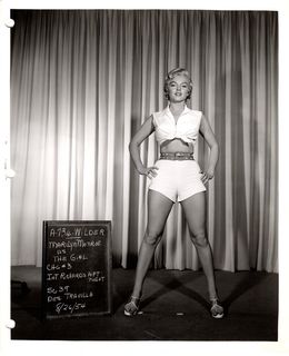 Marilyn Monroe feet photo thumbnail