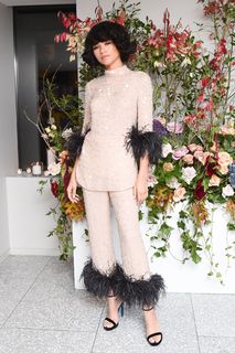 Zendaya feet photo thumbnail