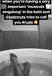Jade Thirlwall feet photo thumbnail