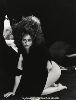 Barbara Palvin feet photo thumbnail