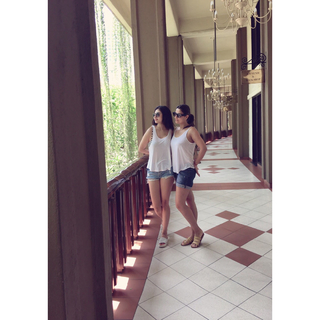 Mouni Roy feet photo thumbnail