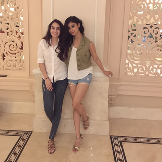 Mouni Roy feet photo thumbnail