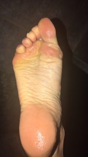 Alaine Crissiê feet photo thumbnail