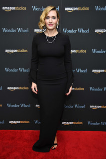 Kate Winslet feet photo thumbnail