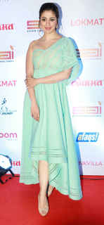 Raai Laxmi feet photo thumbnail