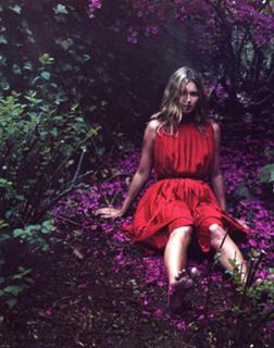 Kate Moss feet photo thumbnail