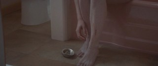 Kirsten Dunst feet photo thumbnail