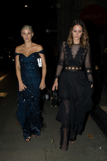 Ashley James feet photo thumbnail