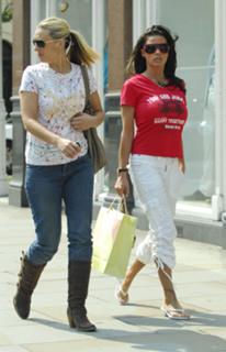 Katie Price feet photo thumbnail
