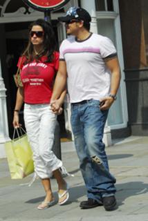 Katie Price feet photo thumbnail