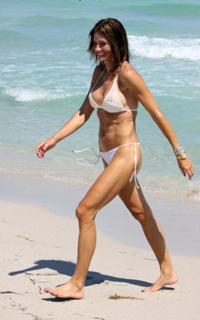 Kelly Bensimon feet photo thumbnail