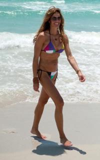 Kelly Bensimon feet photo thumbnail