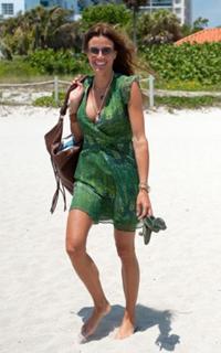 Kelly Bensimon feet photo thumbnail