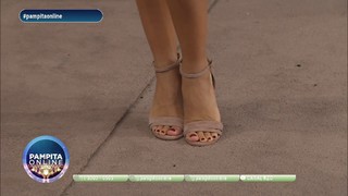 Carolina Ardohain feet photo thumbnail