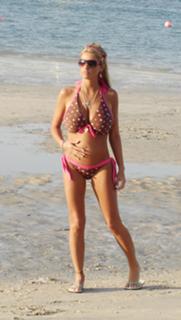 Katie Price feet photo thumbnail
