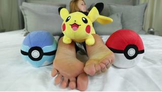 Rebecca Berardi feet photo thumbnail