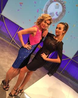 Giorgia Palmas feet photo thumbnail