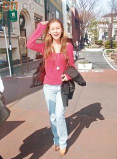 Angelababy feet photo thumbnail